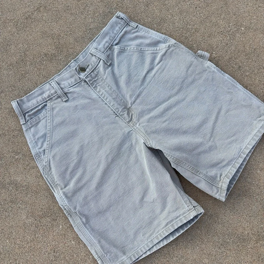 VTG Carhartt B25 DES Duck Canvas Carpenter Cargo Beige Shorts Men's Size 30 (28)